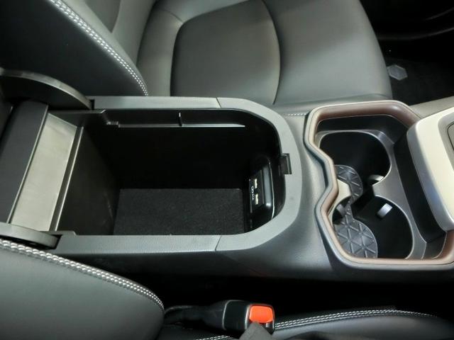 RAV4 G Zパッケージ ワンオーナー 4WD 電動シート 安全装備 衝突被害軽減システム 横滑り防止機能 ABS エアバッグ オートクルーズコントロール 盗難防止装置 バックカメラ ETC ドラレコ スマートキー キーレス(32枚目)