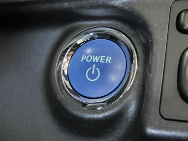 アクア Ｓ　ハイブリッド　衝突被害軽減システム　横滑り防止機能　ＡＢＳ　エアバッグ　盗難防止装置　バックカメラ　ＥＴＣ　ドラレコ　ミュージックプレイヤー接続可　ＣＤ　スマートキー　キーレス　フル装備　オートマ（29枚目）