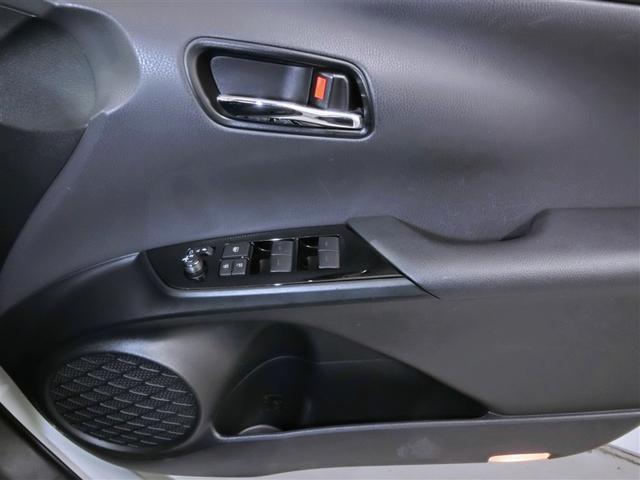 プリウス Ｓ　ハイブリッド　安全装備　衝突被害軽減システム　横滑り防止機能　ＡＢＳ　エアバッグ　オートクルーズコントロール　盗難防止装置　バックカメラ　ＥＴＣ　ドラレコ　ミュージックプレイヤー接続可　ＣＤ　キーレス（32枚目）