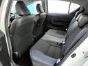 リアシートもゆったり座れます。