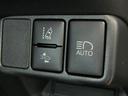 アクア Ｓ　ハイブリッド　衝突被害軽減システム　横滑り防止機能　ＡＢＳ　エアバッグ　盗難防止装置　バックカメラ　ＥＴＣ　ドラレコ　ミュージックプレイヤー接続可　ＣＤ　スマートキー　キーレス　フル装備　オートマ（5枚目）