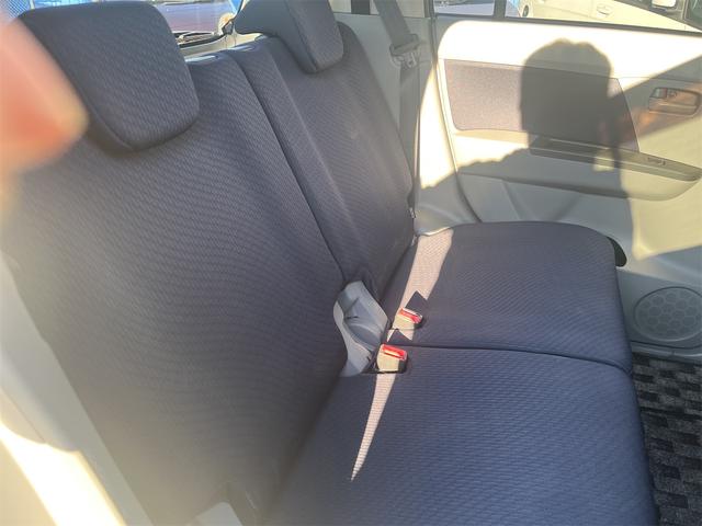 ＡＺワゴン ＸＧ　キーレスエントリー　電動格納ミラー　ベンチシート　ＡＴ　盗難防止システム　ＡＢＳ　ＣＤ　衝突安全ボディ　エアコン　パワーステアリング　パワーウィンドウ（7枚目）