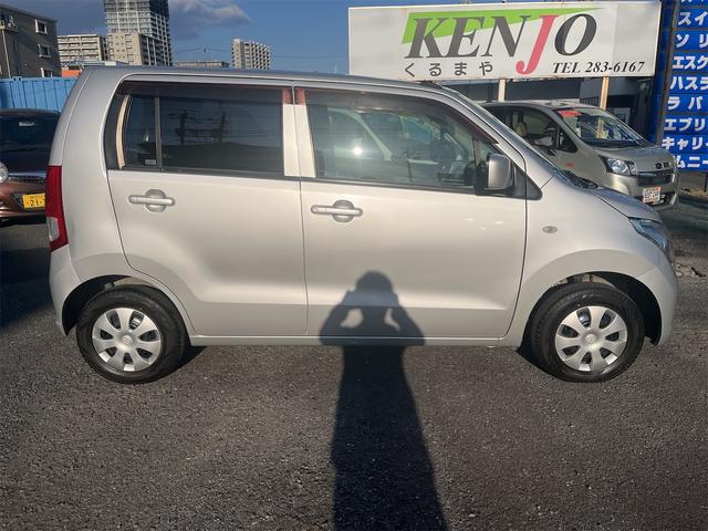 ＡＺワゴン ＸＧ　キーレスエントリー　電動格納ミラー　ベンチシート　ＡＴ　盗難防止システム　ＡＢＳ　ＣＤ　衝突安全ボディ　エアコン　パワーステアリング　パワーウィンドウ（13枚目）