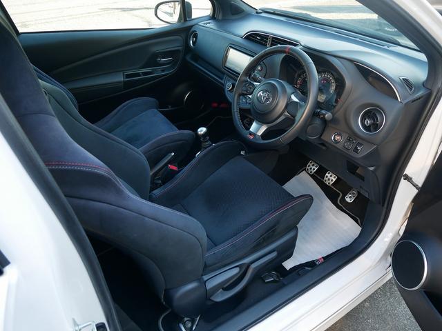 ヴィッツ ＧＲＭＮ　ターボ　スーパーチャージャー　社外メタルクラッチ　ＧＲレコーダー　純正ナビ（9枚目）