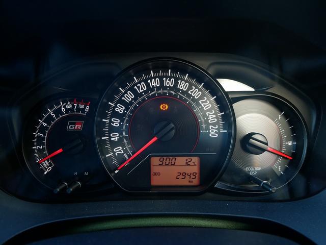 ヴィッツ ＧＲＭＮ　ターボ　スーパーチャージャー　社外メタルクラッチ　ＧＲレコーダー　純正ナビ（10枚目）