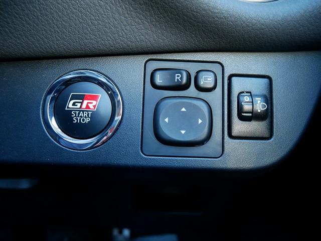 ヴィッツ ＧＲＭＮ　ターボ　スーパーチャージャー　社外メタルクラッチ　ＧＲレコーダー　純正ナビ（17枚目）