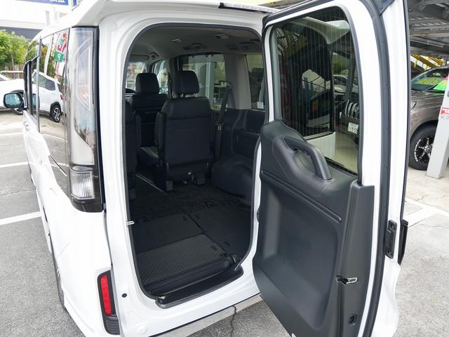 ステップワゴンスパーダ ｅ：ＨＥＶスパーダ　Ｇ・ＥＸ　ホンダセンシング　ｅ：ＨＥＶ　ホンダセンシング　９インチナビ　バックカメラ　両側電動スライドドア　シートヒーター　ＥＴＣ２．０　わくわくゲート　７人乗　スマ－トキ－（18枚目）