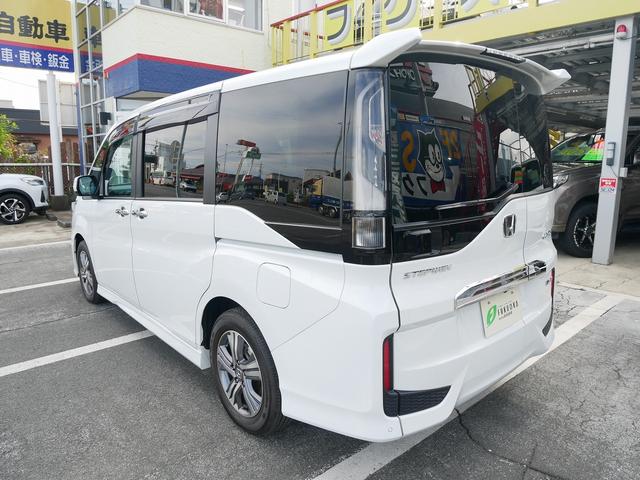 ステップワゴンスパーダ ｅ：ＨＥＶスパーダ　Ｇ・ＥＸ　ホンダセンシング　ｅ：ＨＥＶ　ホンダセンシング　９インチナビ　バックカメラ　両側電動スライドドア　シートヒーター　ＥＴＣ２．０　わくわくゲート　７人乗　スマ－トキ－（25枚目）