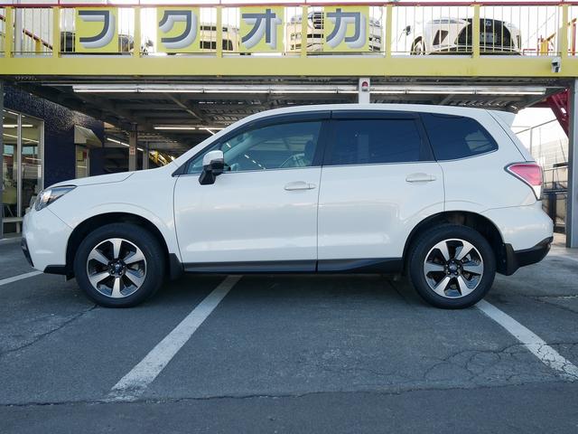 フォレスター 2.0i-L シートヒータ フルタイム4WD LED Aライト オートエアコン 衝突安全ボディ 横滑り防止装置 アイドリングストップ エアバッグ USB 盗難防止システム クルコン(9枚目)
