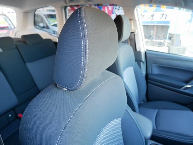 フォレスター 2.0i-L シートヒータ フルタイム4WD LED Aライト オートエアコン 衝突安全ボディ 横滑り防止装置 アイドリングストップ エアバッグ USB 盗難防止システム クルコン(28枚目)