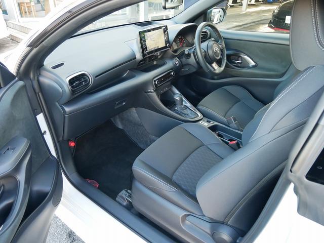 ＧＲヤリス ＲＳ　ＲＳ（４名）　純正ナビ　ＥＴＣ（4枚目）