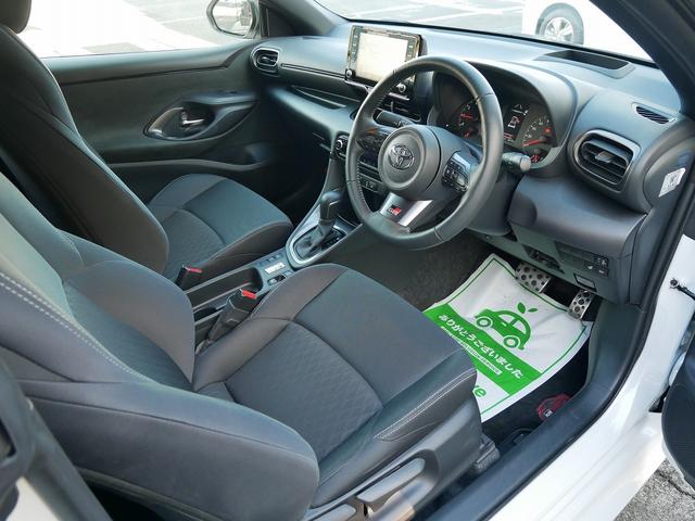 ＧＲヤリス ＲＳ　ＲＳ（４名）　純正ナビ　ＥＴＣ（8枚目）