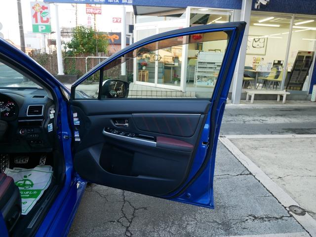 �^�]�Ȃ̃h�A�g�����ł�