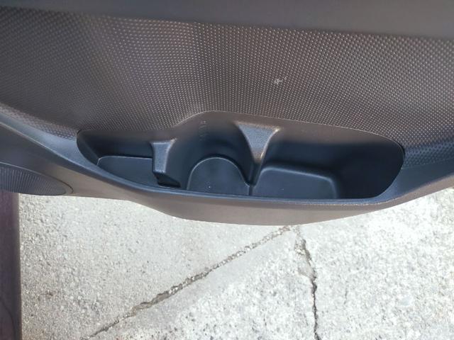 ワゴンR FX-Sリミテッド 軽自動車・距離少ない4万7千Km台・バッテリー新品・CD・MD・AM・FM・キーレス・車内除菌抗菌済(27枚目)