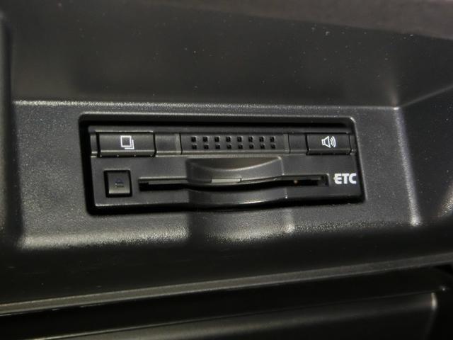 ハリアー プレミアム　ワンオーナー　電動シート　安全装備　横滑り防止機能　ＡＢＳ　エアバッグ　オートクルーズコントロール　盗難防止装置　アイドリングストップ　バックカメラ　ＥＴＣ　ミュージックプレイヤー接続可　ＣＤ（17枚目）