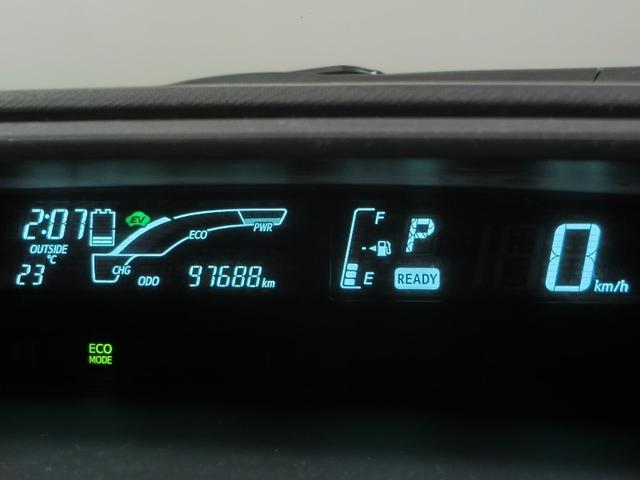 アクア G ハイブリッド 横滑り防止機能 ABS エアバッグ 盗難防止装置 バックカメラ ETC ドラレコ ミュージックプレイヤー接続可 CD スマートキー キーレス フル装備 アルミホイール オートマ(11枚目)