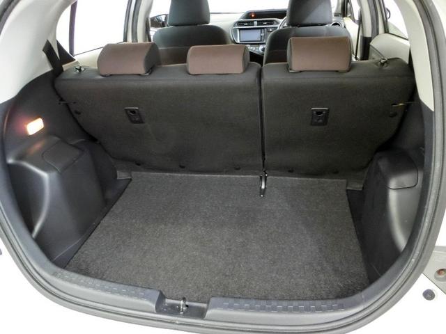 アクア G ハイブリッド 横滑り防止機能 ABS エアバッグ 盗難防止装置 バックカメラ ETC ドラレコ ミュージックプレイヤー接続可 CD スマートキー キーレス フル装備 アルミホイール オートマ(19枚目)