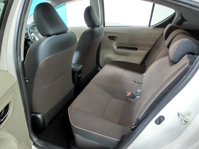 アクア G ハイブリッド 横滑り防止機能 ABS エアバッグ 盗難防止装置 バックカメラ ETC ドラレコ ミュージックプレイヤー接続可 CD スマートキー キーレス フル装備 アルミホイール オートマ(26枚目)