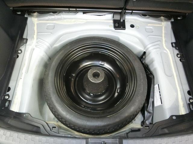 アクア G ハイブリッド 横滑り防止機能 ABS エアバッグ 盗難防止装置 バックカメラ ETC ドラレコ ミュージックプレイヤー接続可 CD スマートキー キーレス フル装備 アルミホイール オートマ(32枚目)