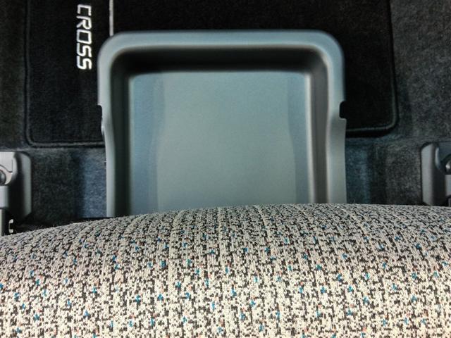 ヤリスクロス Z ワンオーナー 電動シート 安全装備 衝突被害軽減システム 横滑り防止機能 ABS エアバッグ オートクルーズコントロール 盗難防止装置 ナビ バックカメラ ETC ドラレコ スマートキー キーレス(15枚目)