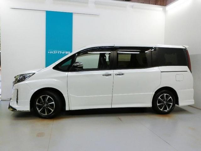 ノア Ｓｉ　ダブルバイビーＩＩＩ　ワンオーナー　衝突被害軽減システム　横滑り防止機能　ＡＢＳ　エアバッグ　オートクルーズコントロール　盗難防止装置　アイドリングストップ　バックカメラ　後席モニター　ＥＴＣ　ドラレコ　ＣＤ　スマートキー（5枚目）