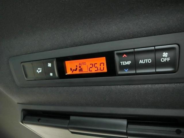 ノア Ｓｉ　ダブルバイビーＩＩＩ　ワンオーナー　衝突被害軽減システム　横滑り防止機能　ＡＢＳ　エアバッグ　オートクルーズコントロール　盗難防止装置　アイドリングストップ　バックカメラ　後席モニター　ＥＴＣ　ドラレコ　ＣＤ　スマートキー（19枚目）