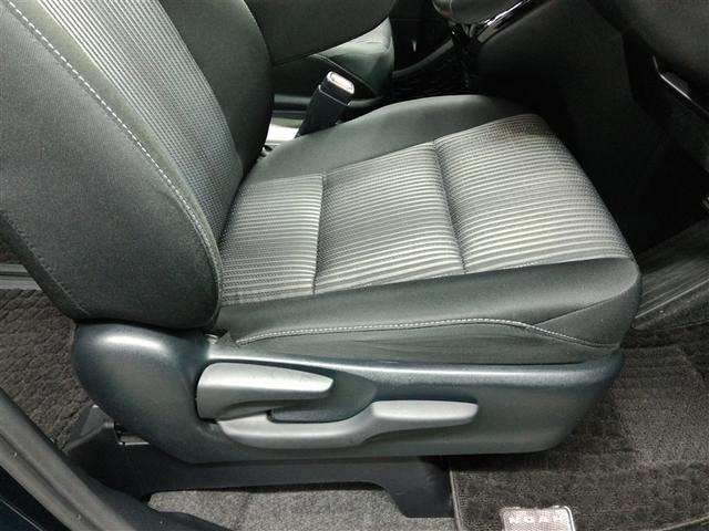 ノア ハイブリッドＳｉ　ハイブリッド　ワンオーナー　衝突被害軽減システム　横滑り防止機能　ＡＢＳ　エアバッグ　オートクルーズコントロール　盗難防止装置　バックカメラ　後席モニター　ＥＴＣ　ドラレコ　ＣＤ　スマートキー（12枚目）