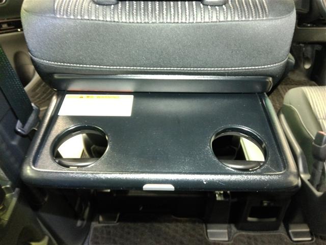 ノア ハイブリッドＳｉ　ハイブリッド　ワンオーナー　衝突被害軽減システム　横滑り防止機能　ＡＢＳ　エアバッグ　オートクルーズコントロール　盗難防止装置　バックカメラ　後席モニター　ＥＴＣ　ドラレコ　ＣＤ　スマートキー（17枚目）