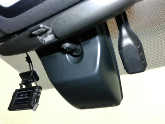 ノア ハイブリッドＳｉ　ハイブリッド　ワンオーナー　衝突被害軽減システム　横滑り防止機能　ＡＢＳ　エアバッグ　オートクルーズコントロール　盗難防止装置　バックカメラ　後席モニター　ＥＴＣ　ドラレコ　ＣＤ　スマートキー（24枚目）