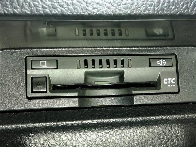 ノア ハイブリッドＳｉ　ハイブリッド　ワンオーナー　衝突被害軽減システム　横滑り防止機能　ＡＢＳ　エアバッグ　オートクルーズコントロール　盗難防止装置　バックカメラ　後席モニター　ＥＴＣ　ドラレコ　ＣＤ　スマートキー（39枚目）