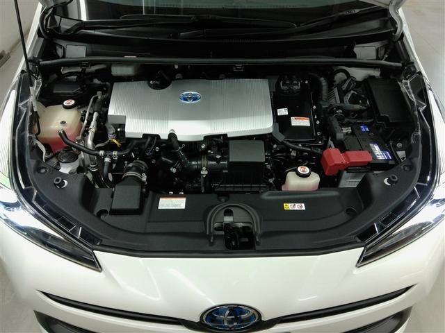 プリウス S ハイブリッド 安全装備 衝突被害軽減システム 横滑り防止機能 ABS エアバッグ オートクルーズコントロール 盗難防止装置 バックカメラ ETC ドラレコ ミュージックプレイヤー接続可 CD キーレス(8枚目)