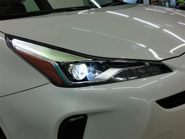 プリウス S ハイブリッド 安全装備 衝突被害軽減システム 横滑り防止機能 ABS エアバッグ オートクルーズコントロール 盗難防止装置 バックカメラ ETC ドラレコ ミュージックプレイヤー接続可 CD キーレス(9枚目)