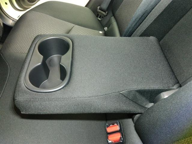 プリウス S ハイブリッド 安全装備 衝突被害軽減システム 横滑り防止機能 ABS エアバッグ オートクルーズコントロール 盗難防止装置 バックカメラ ETC ドラレコ ミュージックプレイヤー接続可 CD キーレス(17枚目)