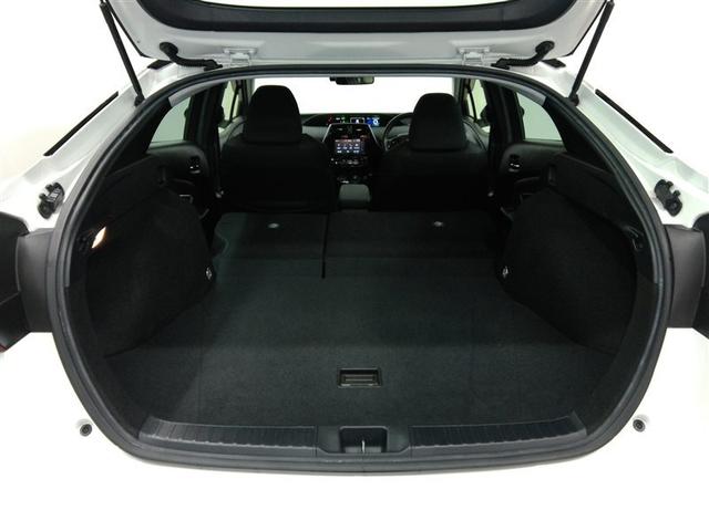 プリウス S ハイブリッド 安全装備 衝突被害軽減システム 横滑り防止機能 ABS エアバッグ オートクルーズコントロール 盗難防止装置 バックカメラ ETC ドラレコ ミュージックプレイヤー接続可 CD キーレス(19枚目)