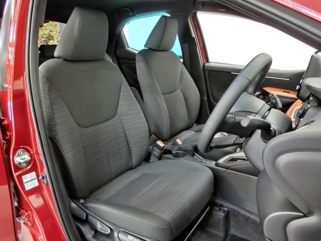 ヤリス Ｚ　安全装備　衝突被害軽減システム　横滑り防止機能　ＡＢＳ　エアバッグ　オートクルーズコントロール　盗難防止装置　ナビ　バックカメラ　ＥＴＣ　ドラレコ　ミュージックプレイヤー接続可　スマートキー　キーレス（10枚目）