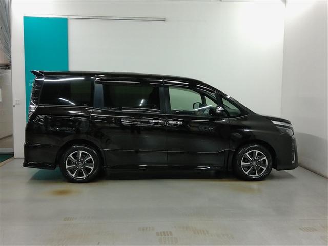 ヴォクシー ZS 煌 ワンオーナー 衝突被害軽減システム 横滑り防止機能 ABS エアバッグ オートクルーズコントロール 盗難防止装置 アイドリングストップ バックカメラ ETC ドラレコ ミュージックプレイヤー接続可(3枚目)