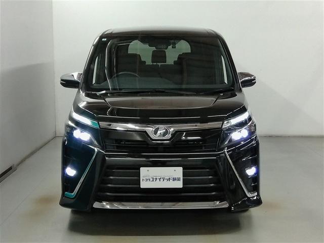 ヴォクシー ZS 煌 ワンオーナー 衝突被害軽減システム 横滑り防止機能 ABS エアバッグ オートクルーズコントロール 盗難防止装置 アイドリングストップ バックカメラ ETC ドラレコ ミュージックプレイヤー接続可(5枚目)