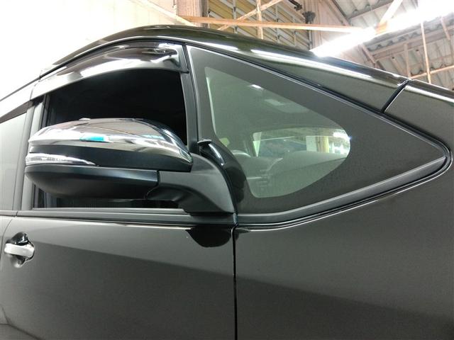 ヴォクシー ZS 煌 ワンオーナー 衝突被害軽減システム 横滑り防止機能 ABS エアバッグ オートクルーズコントロール 盗難防止装置 アイドリングストップ バックカメラ ETC ドラレコ ミュージックプレイヤー接続可(6枚目)