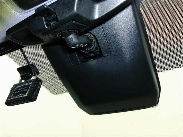 プリウス Ｘ　ハイブリッド　ワンオーナー　安全装備　衝突被害軽減システム　横滑り防止機能　ＡＢＳ　エアバッグ　オートクルーズコントロール　盗難防止装置　バックカメラ　ＥＴＣ　ドラレコ　ミュージックプレイヤー接続可（23枚目）