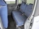 リアシートもゆったり座れます。