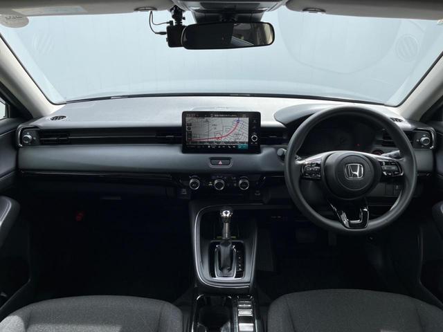 ヴェゼル ｅ：ＨＥＶ　Ｘ　ホンダセンシング　禁煙車　純正ナビ　アダプティブクルーズ　バックカメラ　ＥＴＣ　Ｂｌｕｅｔｏｏｔｈ　フルセグ　ドライブレコーダー　ＬＥＤヘッドライト　ＬＥＤフォグライト（2枚目）