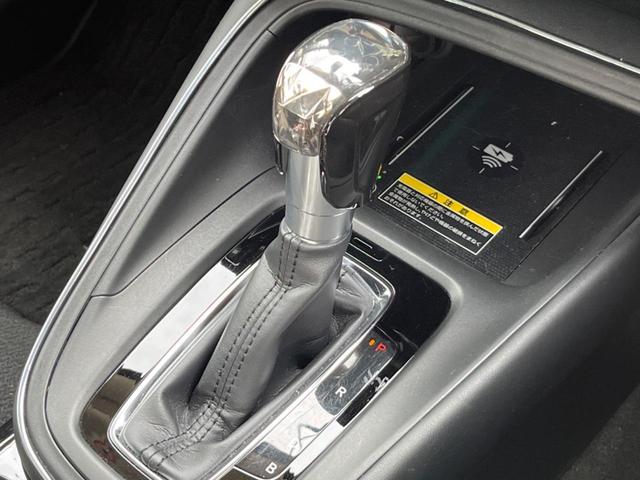 ヴェゼル ｅ：ＨＥＶ　Ｘ　ホンダセンシング　禁煙車　純正ナビ　アダプティブクルーズ　バックカメラ　ＥＴＣ　Ｂｌｕｅｔｏｏｔｈ　フルセグ　ドライブレコーダー　ＬＥＤヘッドライト　ＬＥＤフォグライト（21枚目）