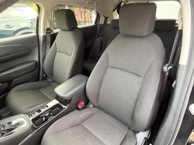 ヴェゼル ｅ：ＨＥＶ　Ｘ　ホンダセンシング　禁煙車　純正ナビ　アダプティブクルーズ　バックカメラ　ＥＴＣ　Ｂｌｕｅｔｏｏｔｈ　フルセグ　ドライブレコーダー　ＬＥＤヘッドライト　ＬＥＤフォグライト（41枚目）