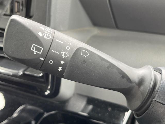 タント カスタムRS 両側電動ドア 衝突被害軽減システム 100V電源 禁煙車 スマートキー LEDヘッド ビルトインETC オートハイビーム オートライト オートエアコン 純正15インチアルミ LEDフォグ(24枚目)