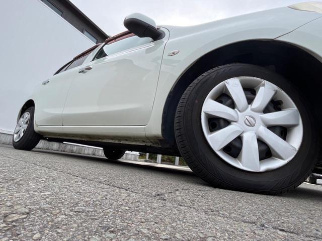 マーチ 12X 30thハピネス 禁煙車 純正ナビ バックカメラ ETC スマートキー CD再生 地デジ 盗難防止装置 プライバシーガラス アイドリングストップ(13枚目)