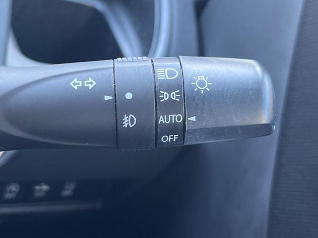 ソリオバンディット ハイブリッドＭＶ　電動スライドドア　デュアルカメラブレーキサポート　禁煙車　純正ナビ　全周囲カメラ　ＥＴＣ　Ｂｌｕｅｔｏｏｔｈ　フルセグ　スマートキー　シートヒーター　ＬＥＤヘッドライト　クルーズコントロール（37枚目）