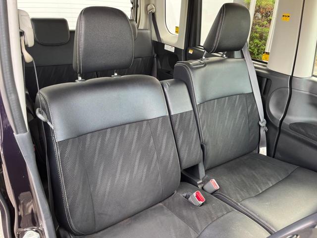 タント カスタムＸ　トップエディションＳＡＩＩＩ　電動スライドドア　純正ＳＤナビ　バックカメラ　衝突被害軽減システム　禁煙車　ハーフレザーシート　シートヒーター　スマートキー　ＬＥＤヘッド　オートハイビーム　オートライト　オートエアコン（9枚目）