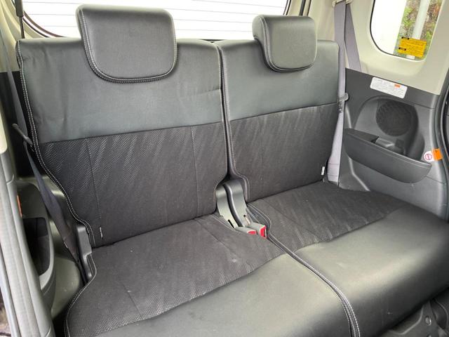 タント カスタムＸ　トップエディションＳＡＩＩＩ　電動スライドドア　純正ＳＤナビ　バックカメラ　衝突被害軽減システム　禁煙車　ハーフレザーシート　シートヒーター　スマートキー　ＬＥＤヘッド　オートハイビーム　オートライト　オートエアコン（10枚目）