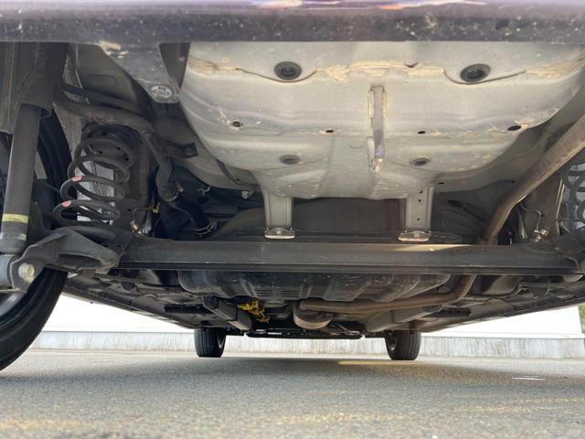 タント カスタムＸ　トップエディションＳＡＩＩＩ　電動スライドドア　純正ＳＤナビ　バックカメラ　衝突被害軽減システム　禁煙車　ハーフレザーシート　シートヒーター　スマートキー　ＬＥＤヘッド　オートハイビーム　オートライト　オートエアコン（20枚目）