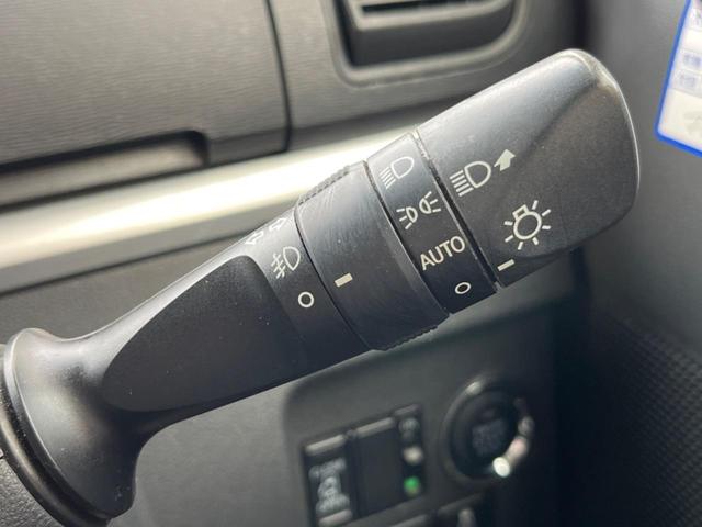 タント カスタムＸ　トップエディションＳＡＩＩＩ　電動スライドドア　純正ＳＤナビ　バックカメラ　衝突被害軽減システム　禁煙車　ハーフレザーシート　シートヒーター　スマートキー　ＬＥＤヘッド　オートハイビーム　オートライト　オートエアコン（22枚目）